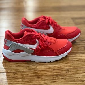 NWT Nike LD VICTORY